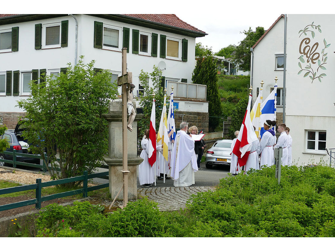 Bittprozession an Christi Himmelfahrt (Foto: Karl-Franz Thiede)